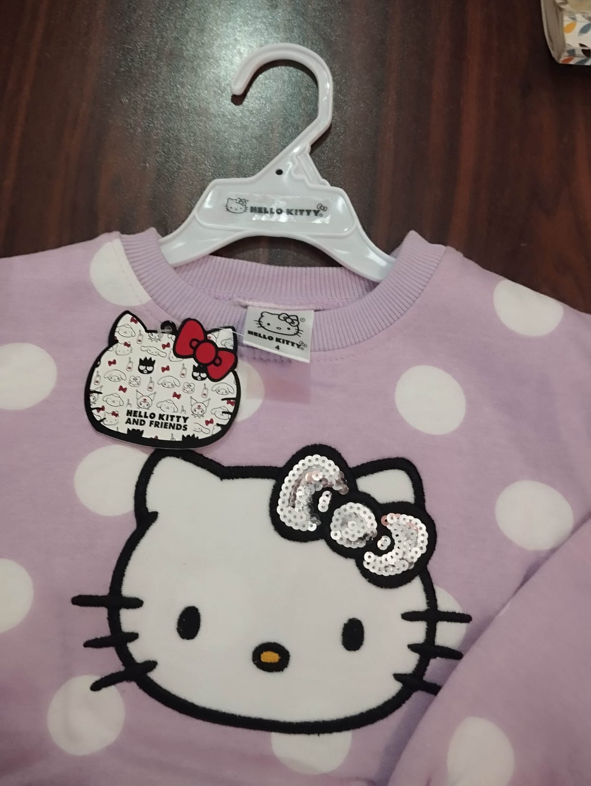 Kids Clothing Brand Name Hello Kitty export shipment condition Sizes : 1 sal se 12 sal Colors : 4 to 5 Fabric : fleece