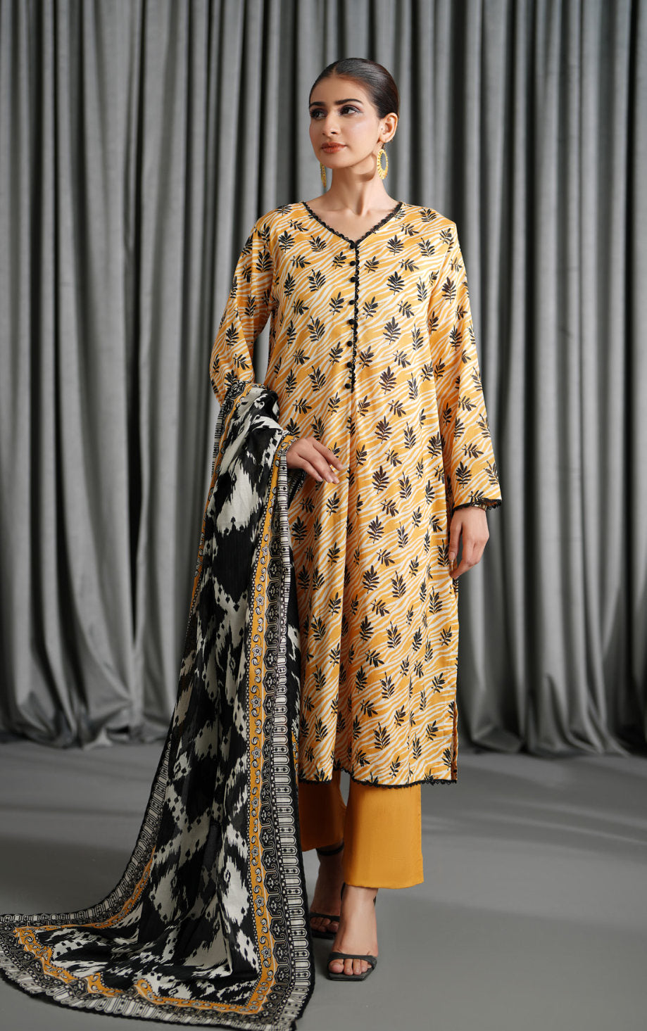 Pack of 10 Suits SALINA DIGITAL PRINTED LAWN VOL-1 2026