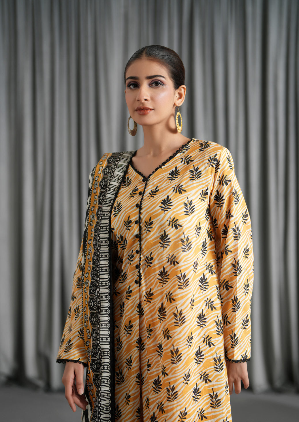 Pack of 10 Suits SALINA DIGITAL PRINTED LAWN VOL-1 2026
