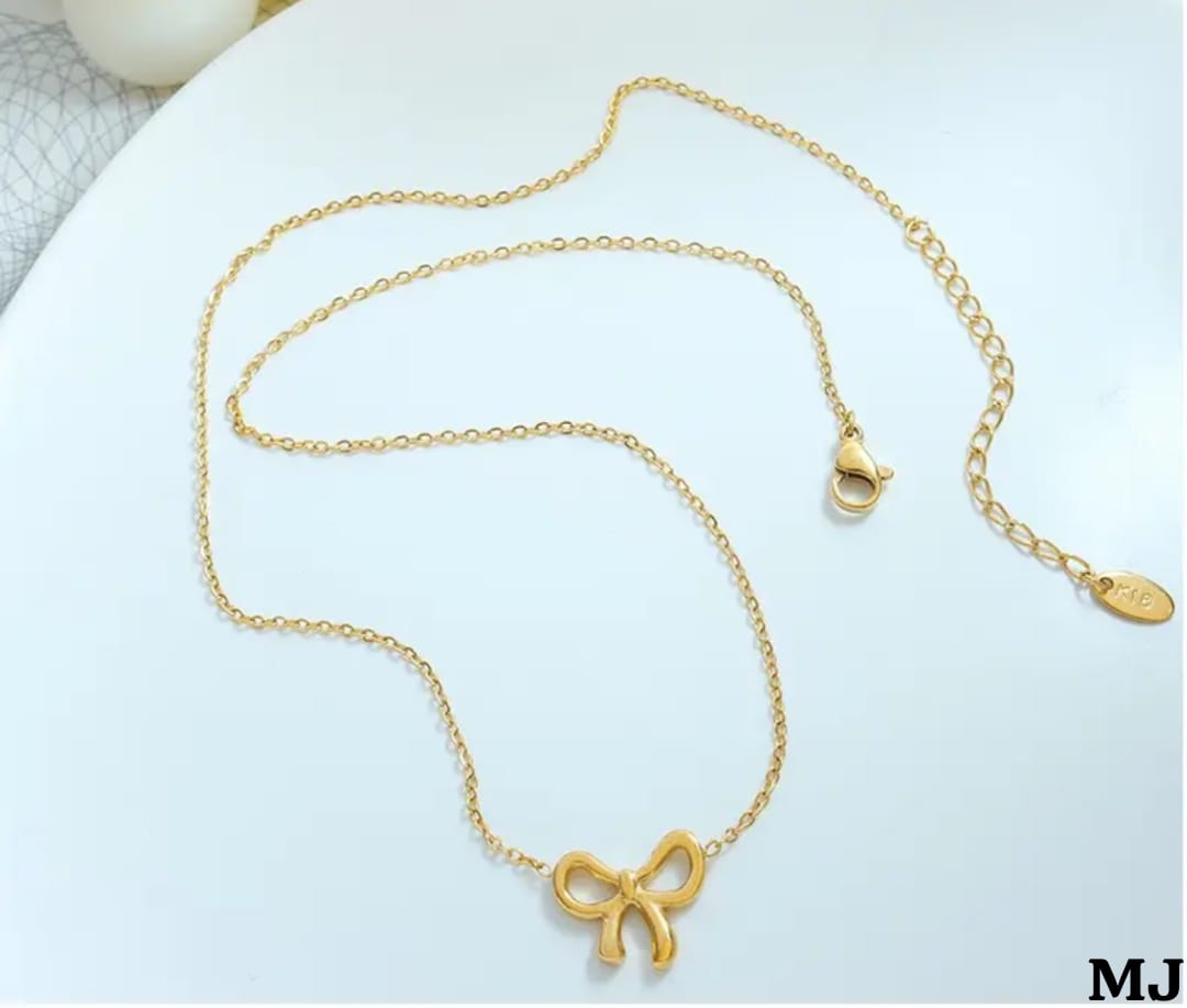 GOLD PLATED RIBBON 🎀 LOCKET