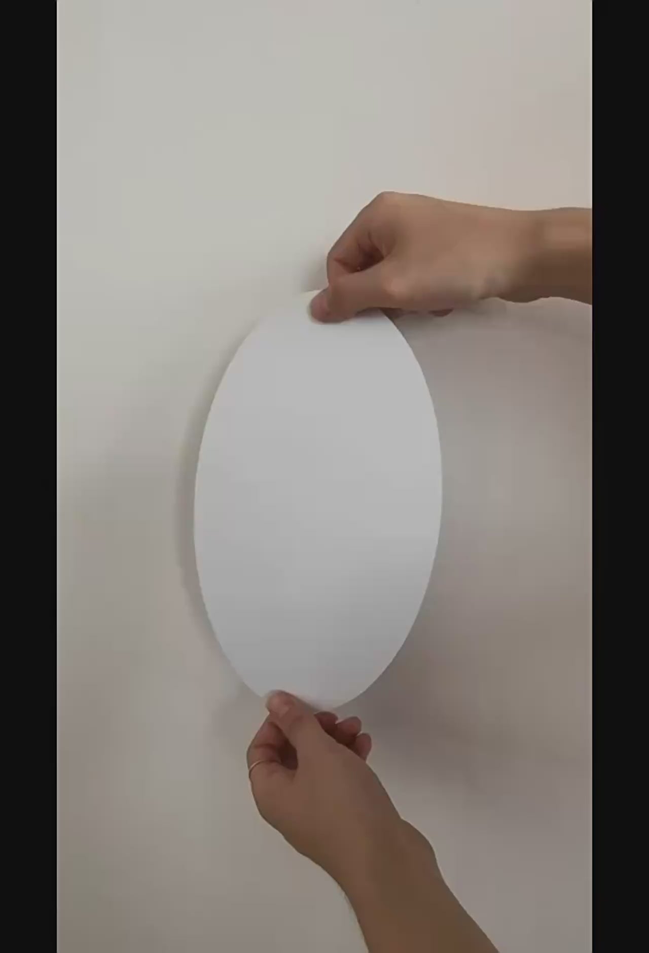 Oval Acrylic Mirror 20×30cm | No-Drill Wall-Mounted Shatterproof Makeup Mirror | Lightweight Bathroom Vanity Mirror for Bedroom, Living Room, Study, Dorm Room & Dressing Table | Dorm Room Essentials