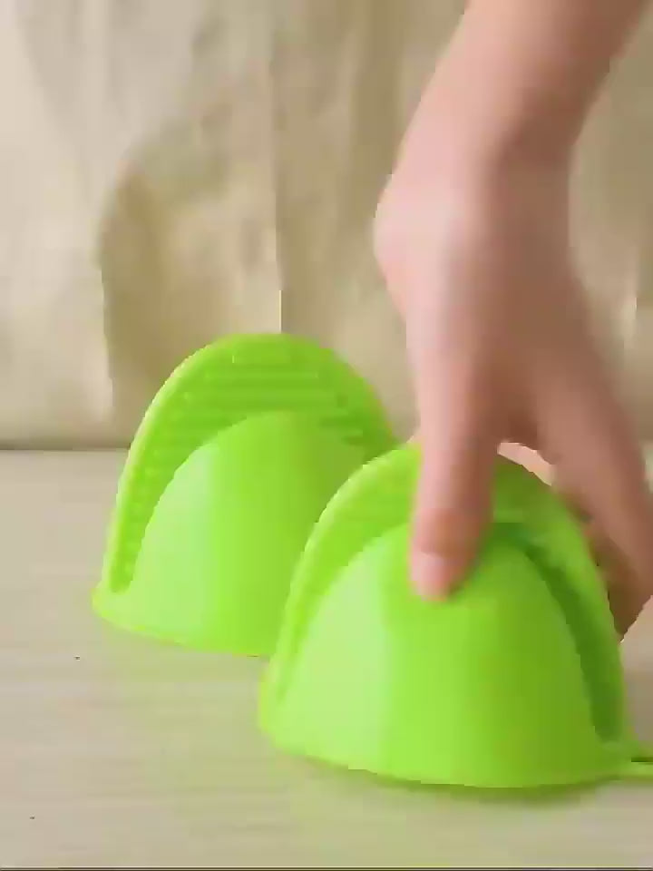 Hot Selling Colorful Safety Kitchen Silicone Oven Mitts silicone Pot Holder Oven Mitts Finger Protector