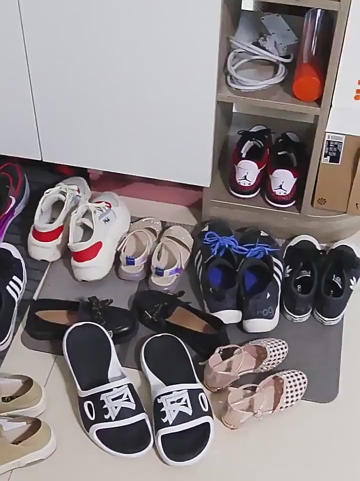 Simple shoe rack artifact creative home dormitory economical space-saving storage plastic multi-layer rack small shoe cabinet