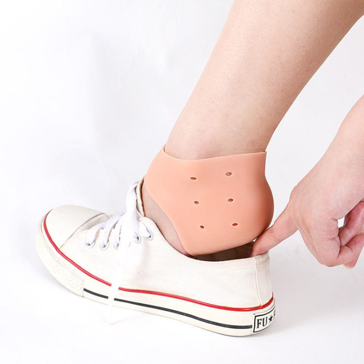 Silicone foot anti skid abrasion anti dry crack heel pad relieve pain heel protection sleeve