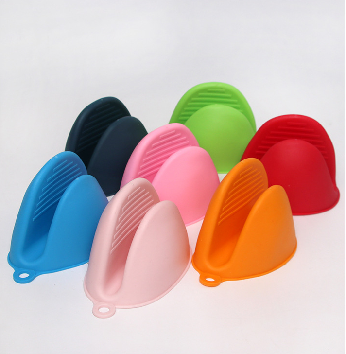 Hot Selling Colorful Safety Kitchen Silicone Oven Mitts silicone Pot Holder Oven Mitts Finger Protector